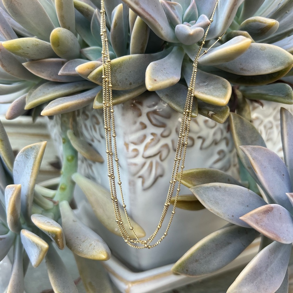 Discontinued Mejuri Layered Spheres choker